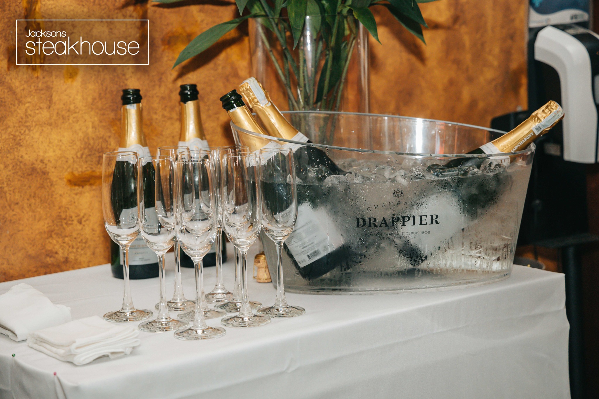 nhà hàng jacksons steakhouse