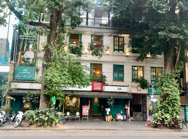 Không gian Nhà hàng Luk Lak