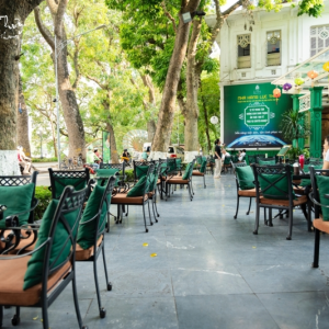 Mỗi trường Nhà hàng Lục Thủy