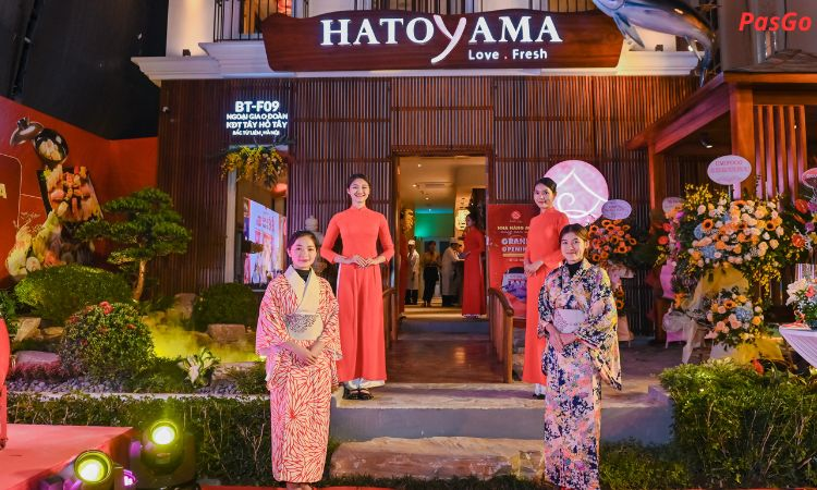 Nhà Hàng Hatoyama - BT-F09, Ngoại Giao Đoàn