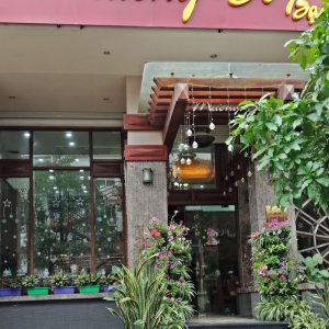 Nhà Hàng Mường Bi