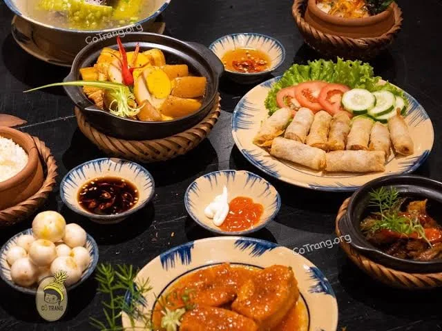 Nhà hàng Bếp Xưa Linh Đàm 