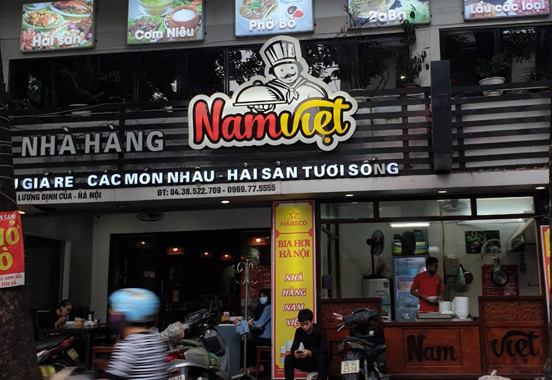 Nhà hàng Nam Việt chính ở B11 Phố Lương Định Của, Kim Liên, Đống Đa, Hà Nội