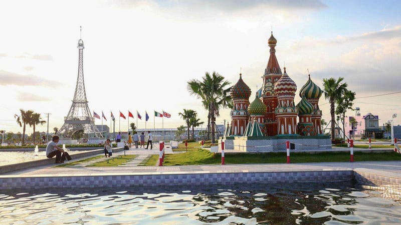 Công viên 7 Kỳ Quan - Cát Tường Phú Sinh (Đức Hòa)