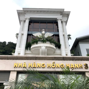 Nhà hàng hồng hạnh 3