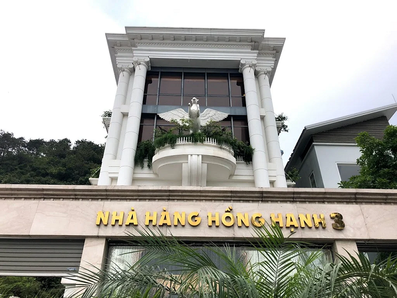 Nhà hàng hồng hạnh 3