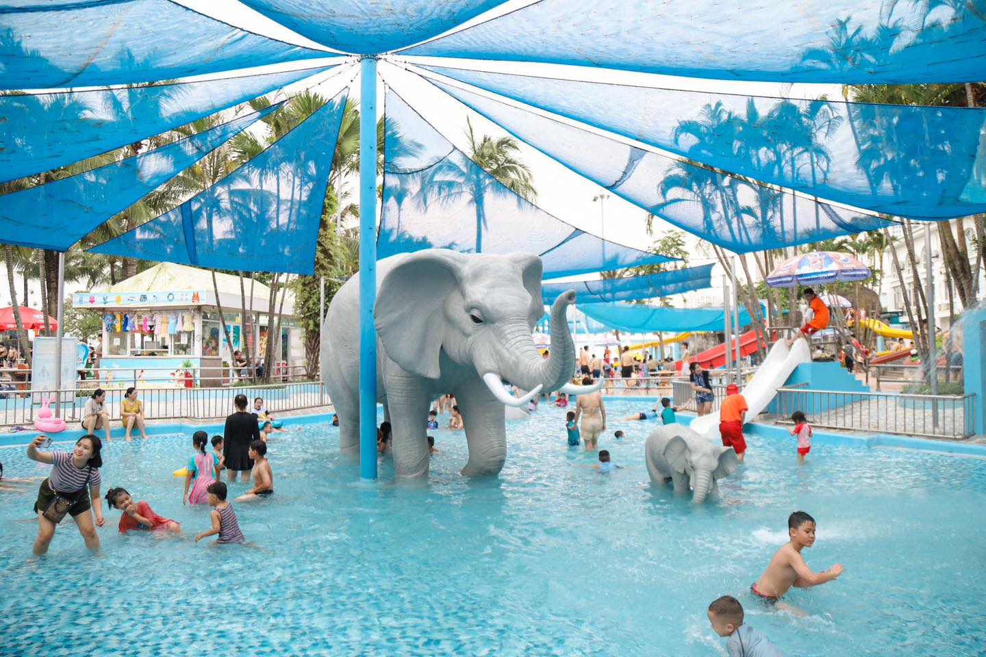 Khu vui chơi trẻ em