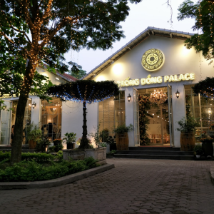 Nhà Hàng Trống Đồng