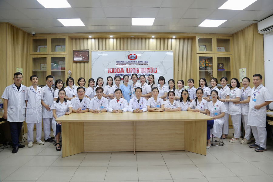 Nhân sự Bệnh viện Ung Bướu Kiên Giang