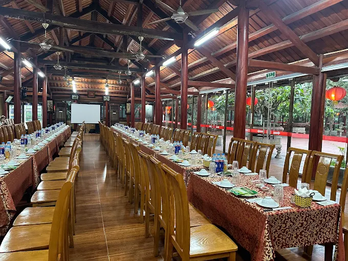 Nội thất Không gian Nhà Hàng Quốc Phương