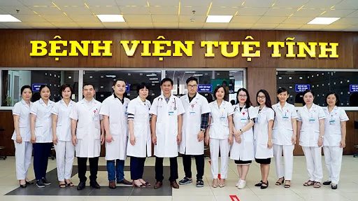 Nhân viên Bệnh viện Tuệ Tĩnh