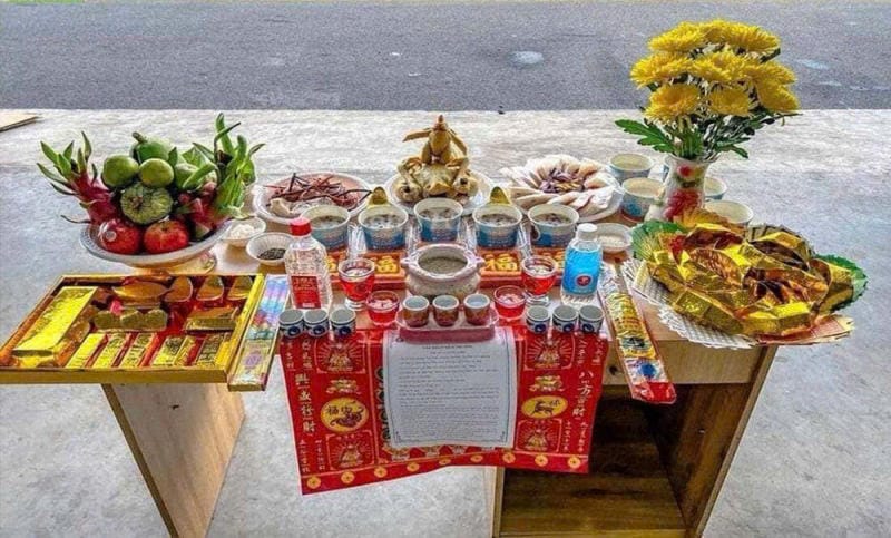 Chuẩn bị bài khấn về nhà mới khai báo với Thổ Công- Thổ Địa, Thành Hoàng về sự dọn về và xin phép cư trú